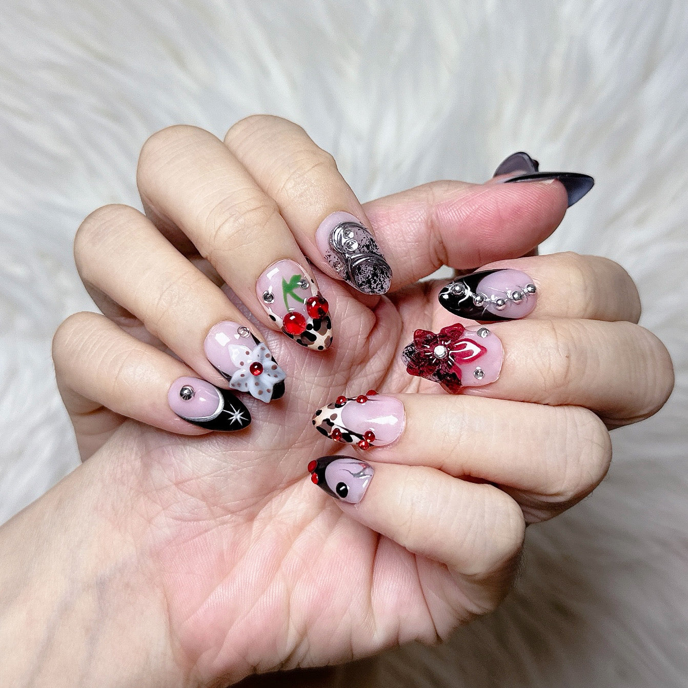 Lace & Cherries