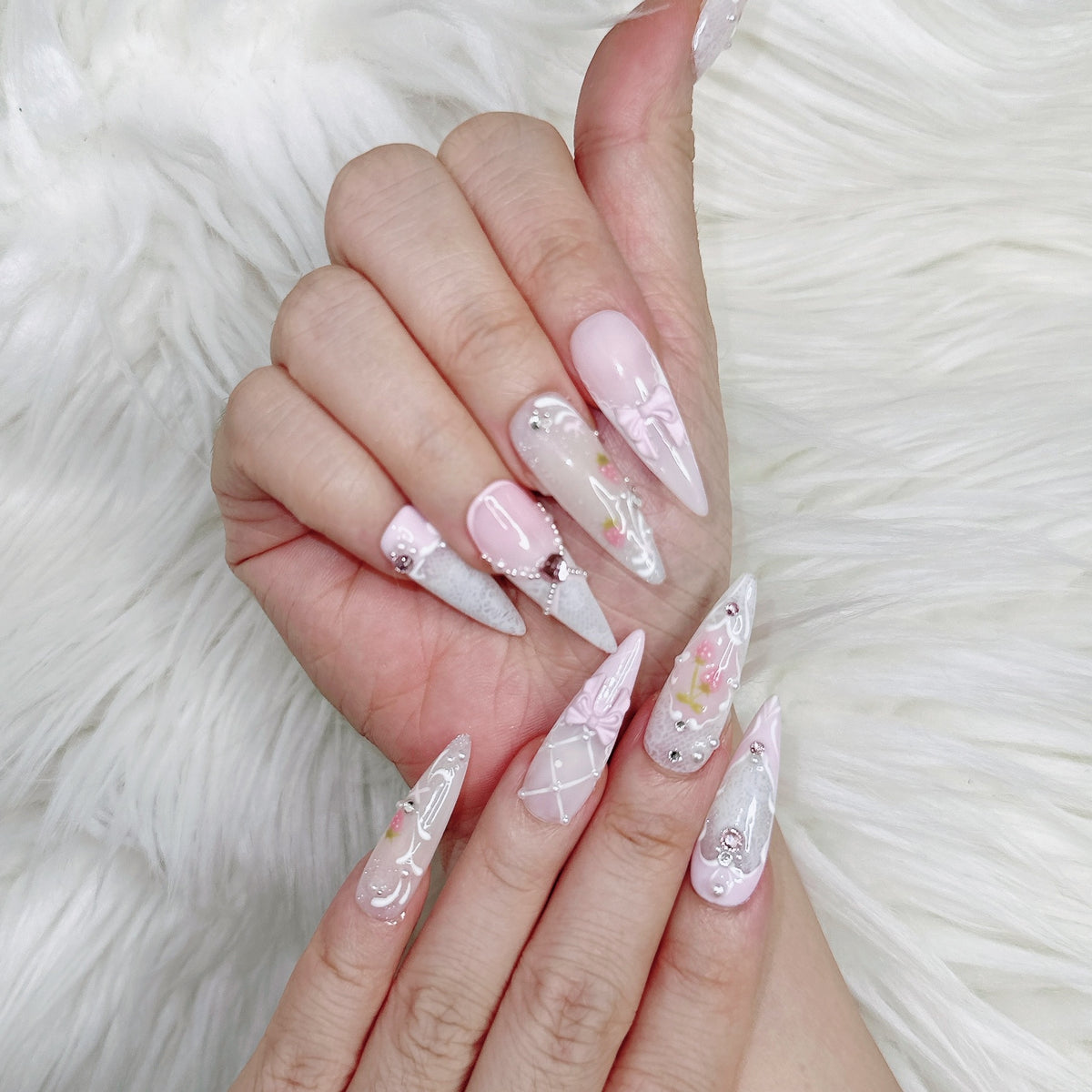 Strawberry Lace